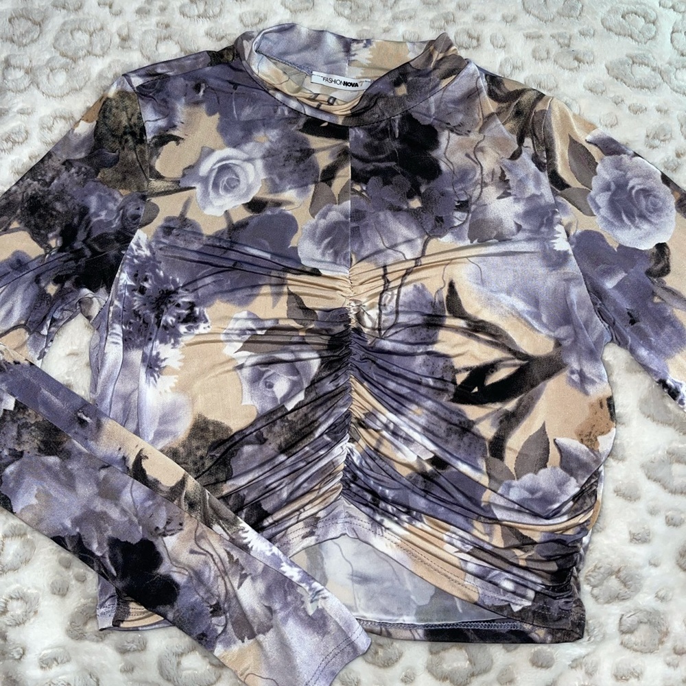 Fashion Nova Floral Crop Top 🤍